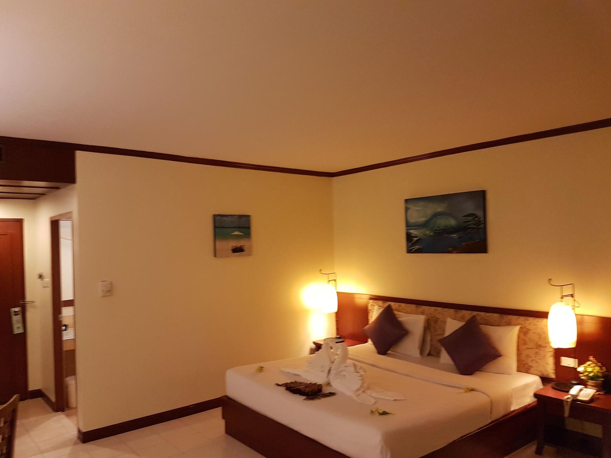 Bauman Ville Hotel Phuket Εξωτερικό φωτογραφία