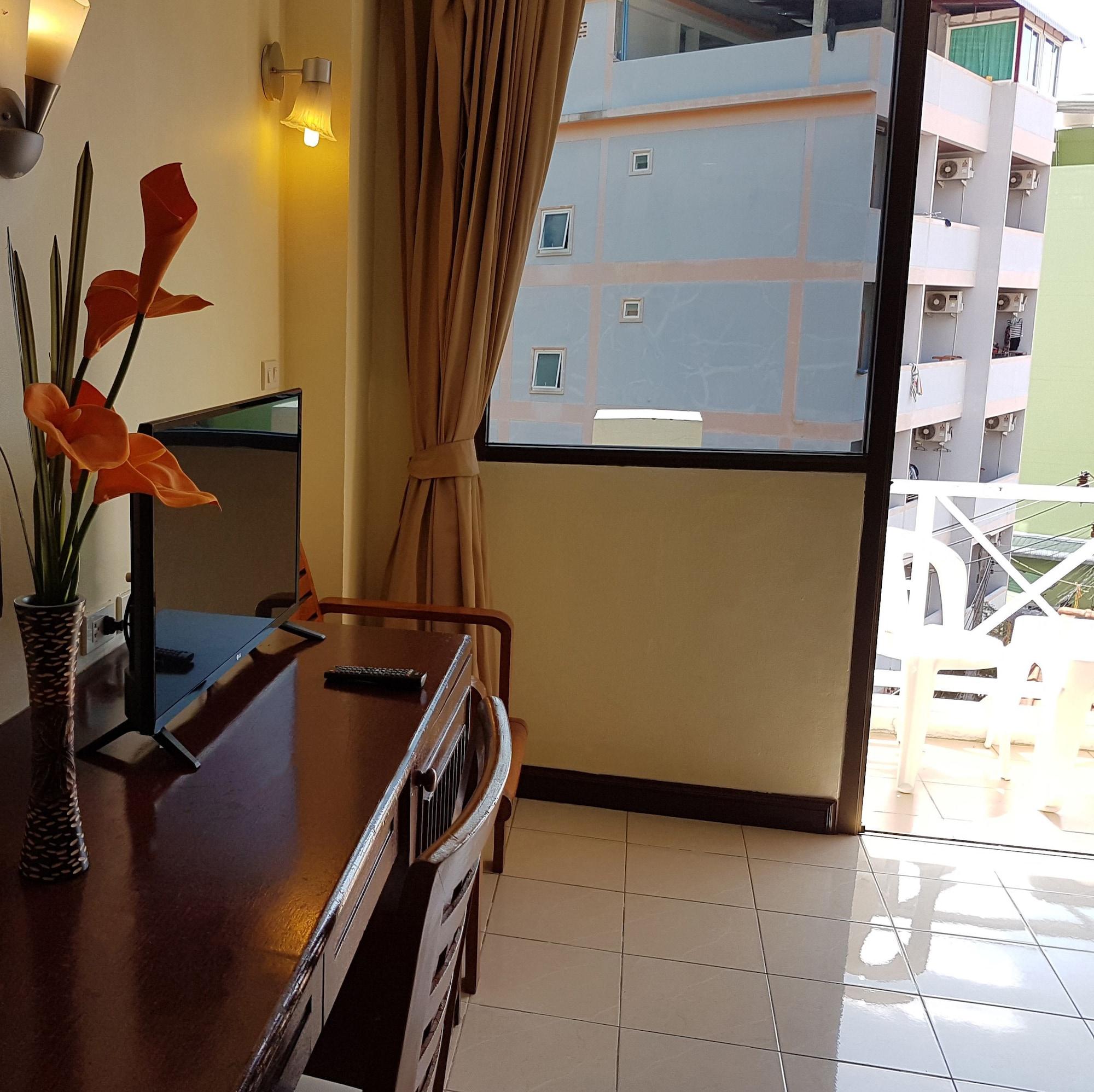 Bauman Ville Hotel Phuket Εξωτερικό φωτογραφία