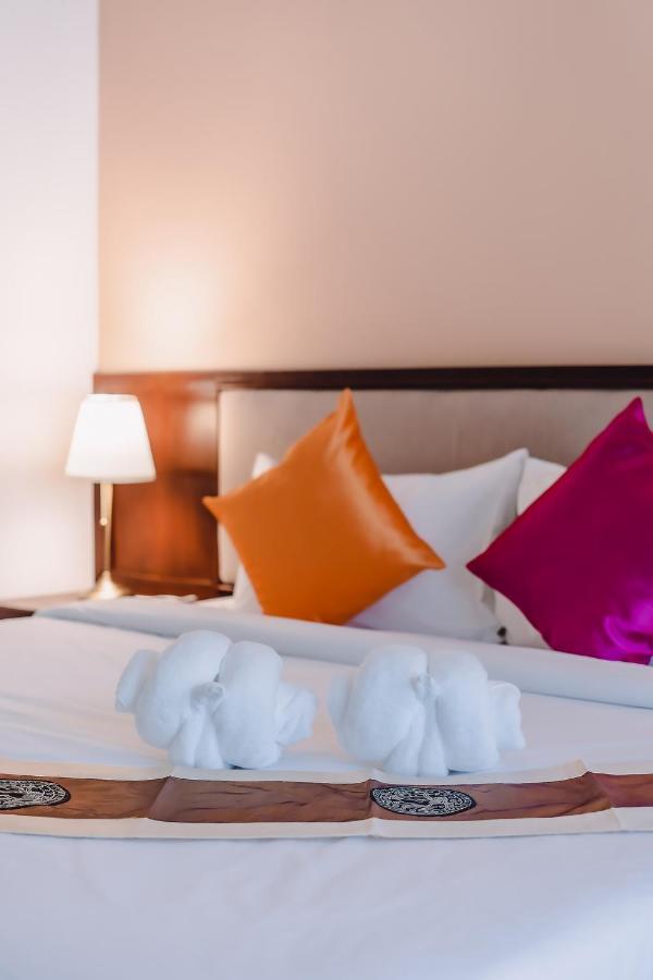 Bauman Ville Hotel Phuket Εξωτερικό φωτογραφία