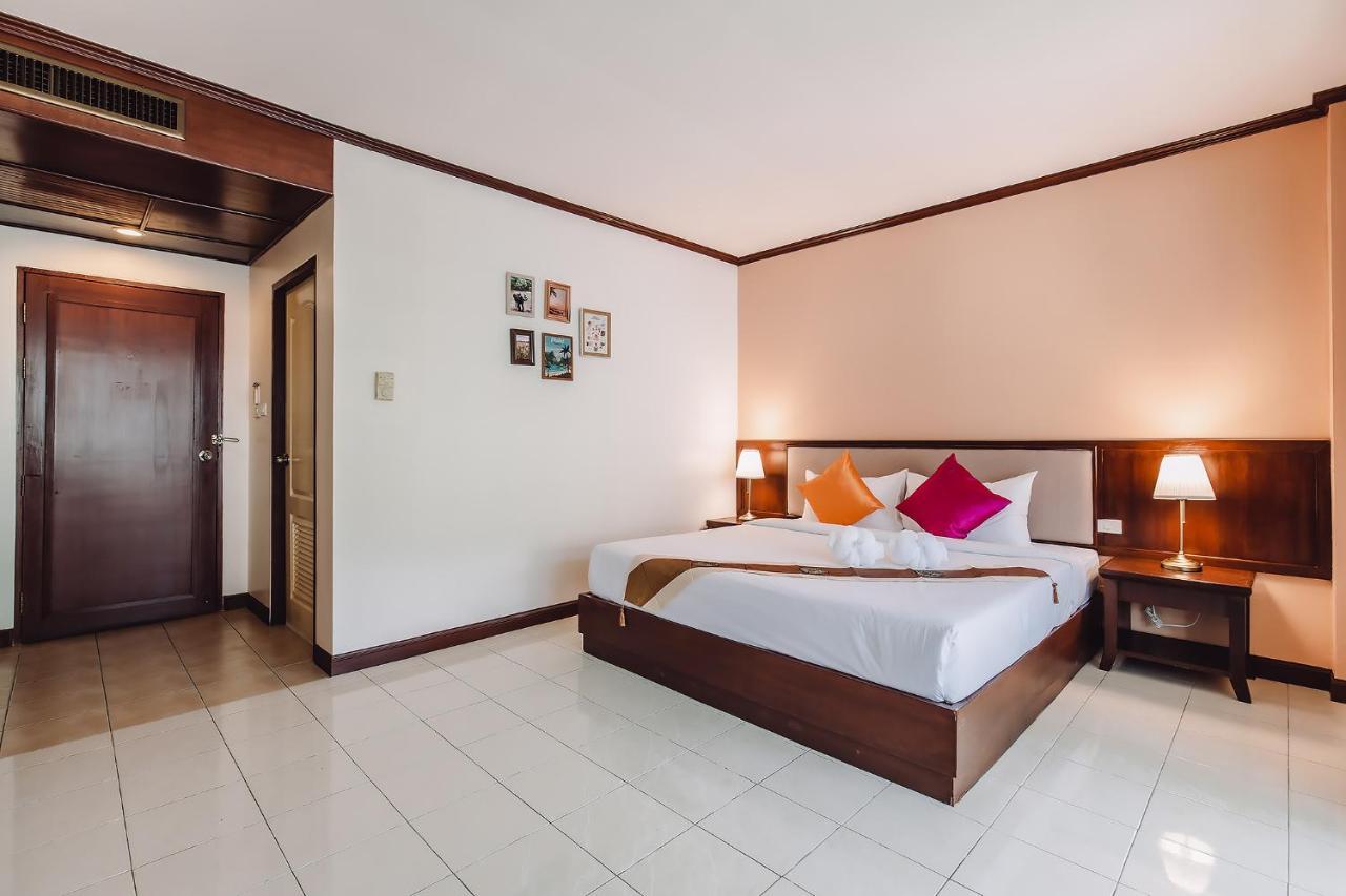 Bauman Ville Hotel Phuket Εξωτερικό φωτογραφία