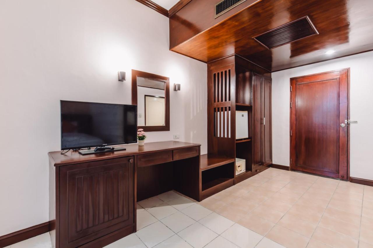 Bauman Ville Hotel Phuket Εξωτερικό φωτογραφία