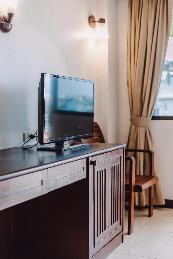 Bauman Ville Hotel Phuket Εξωτερικό φωτογραφία